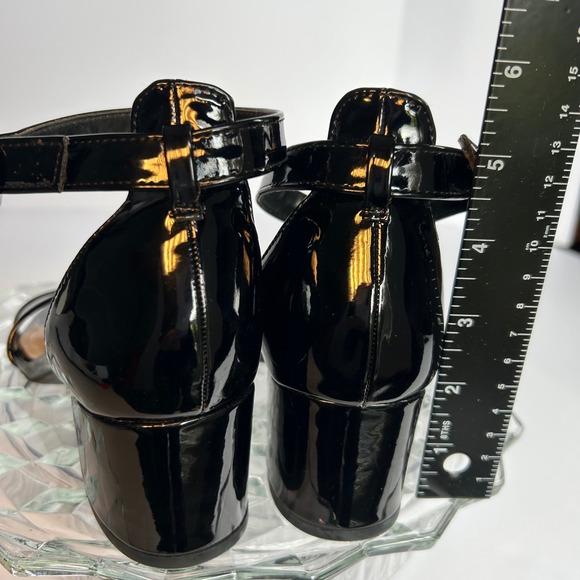 Amelia Grace‎ Black Tortoise Ankle Strap Block Heel Dress Sandals - Picture 6 of 6